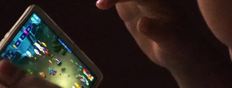 孩子沉迷玩手机怎么办