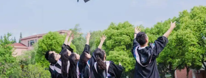 现在电大本科文凭有用吗