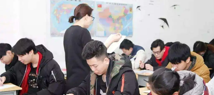 �人�������Ļ��ι������ܹ��϶���ѧУ