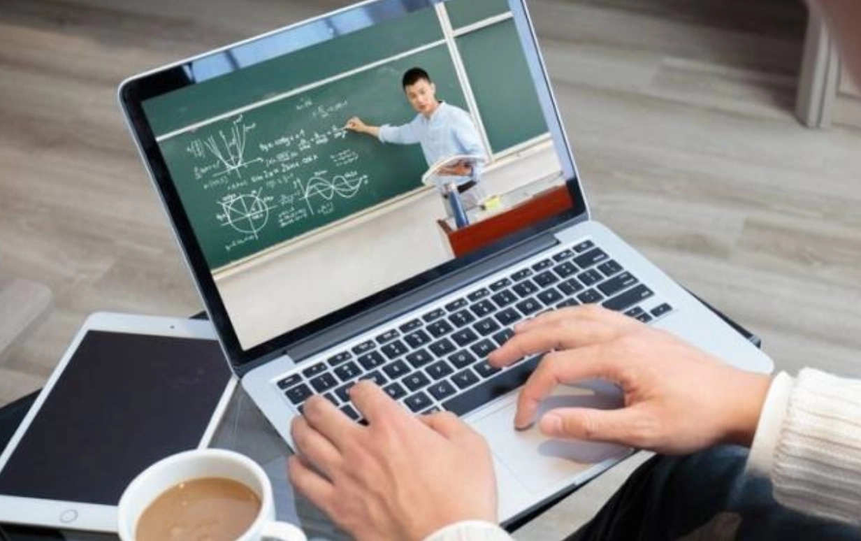 �������ѧ��֤����ô��ȡ��