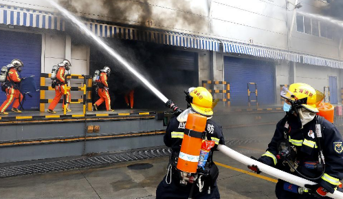 ������������ʦ�����������